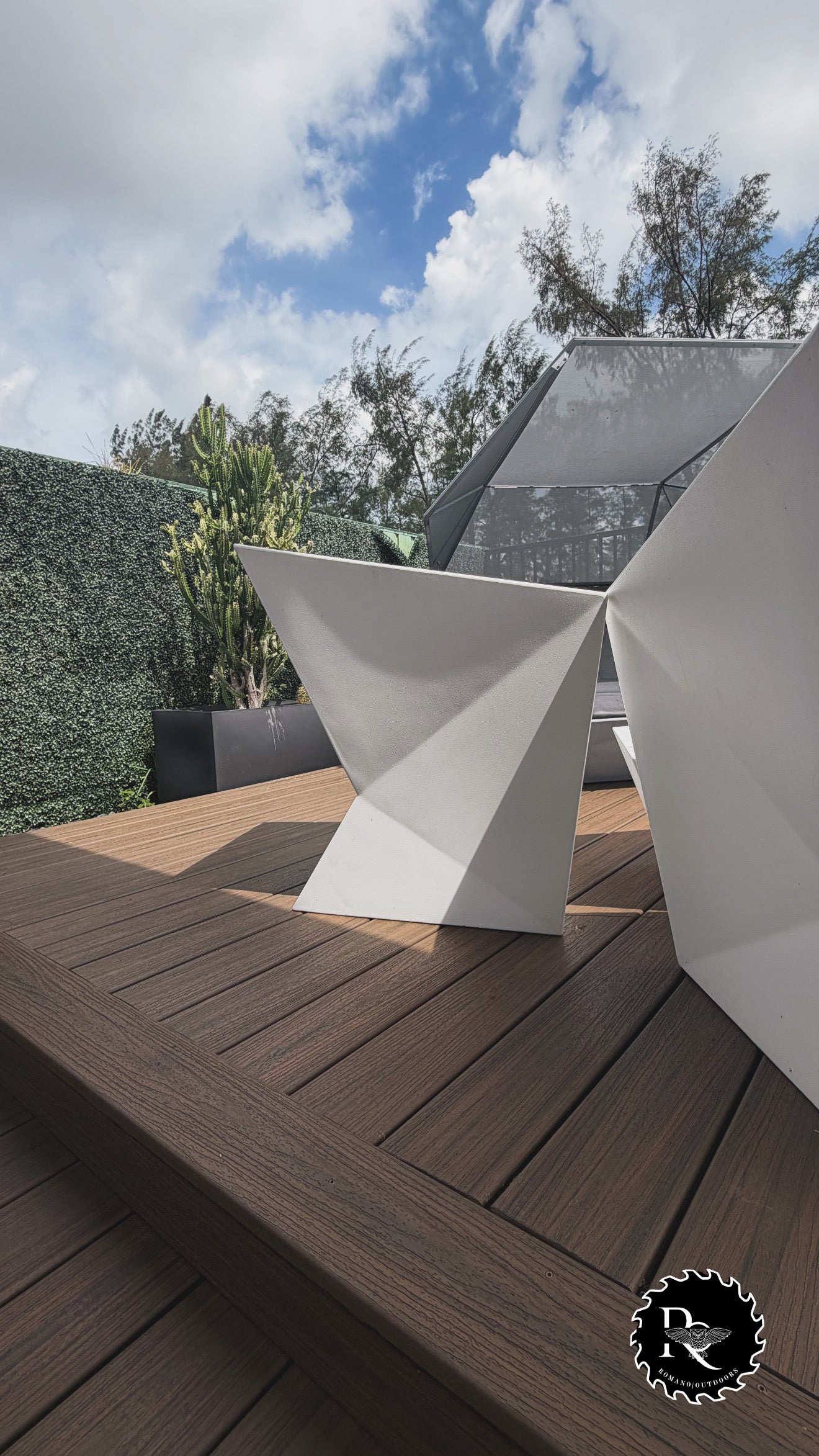 Luxury Wood & Composite Decking